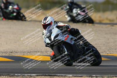 media/Dec-17-2022-SoCal Trackdays (Sat) [[224abd9271]]/Turn 7 Set 1 (1125am)/